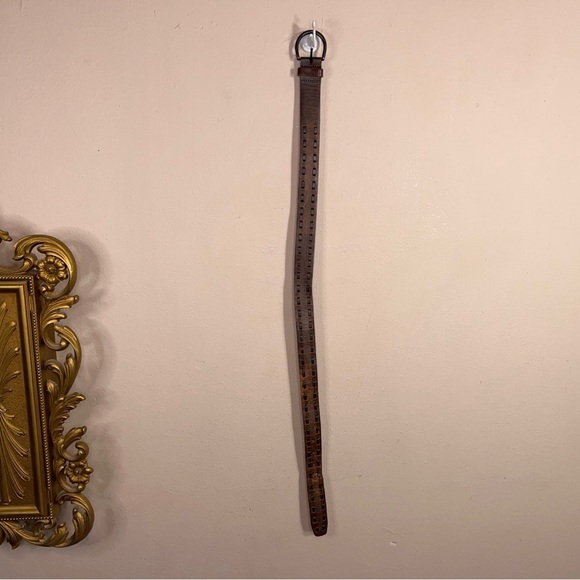 Vintage Small Mossimo Brown Genuine Leather Belt Womens Western Classic - Picture 13 of 16